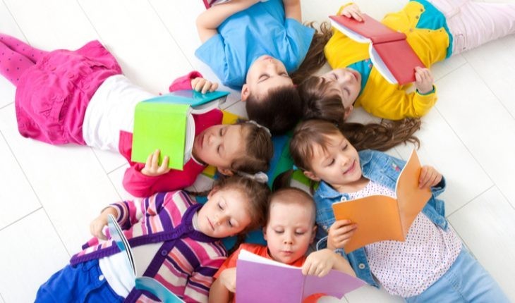 children-reading-730x430