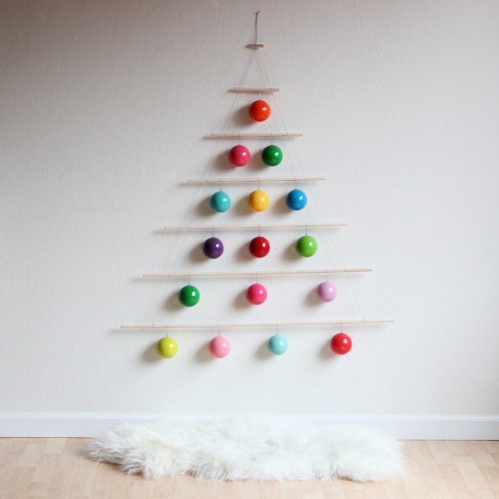 modern+christmas+hanging+tree+inspired+with+bing+smart+search